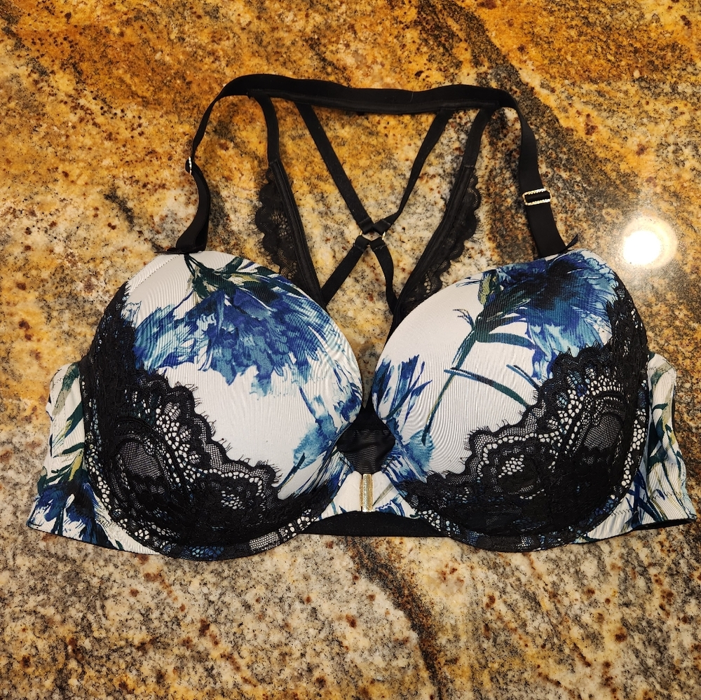 Cacique 42DD/42E Boost Plunge Bra